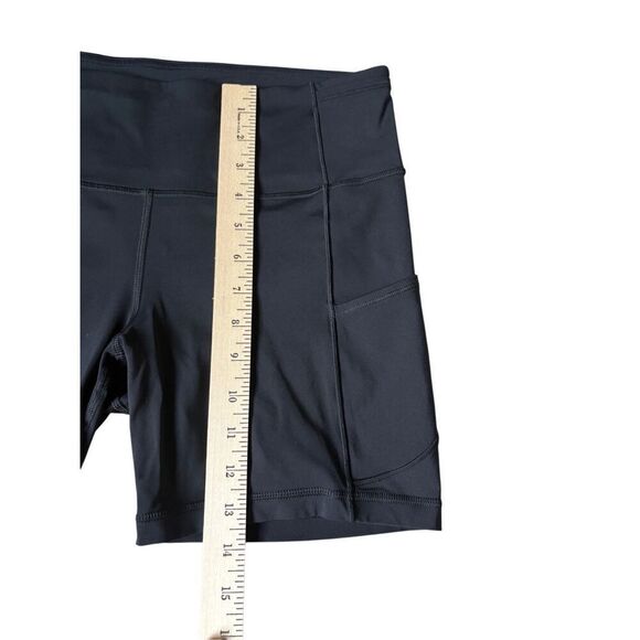 Lululemon Fast and Free High-Rise Shorts size 10 Black Athletic - Picture 9 of 12